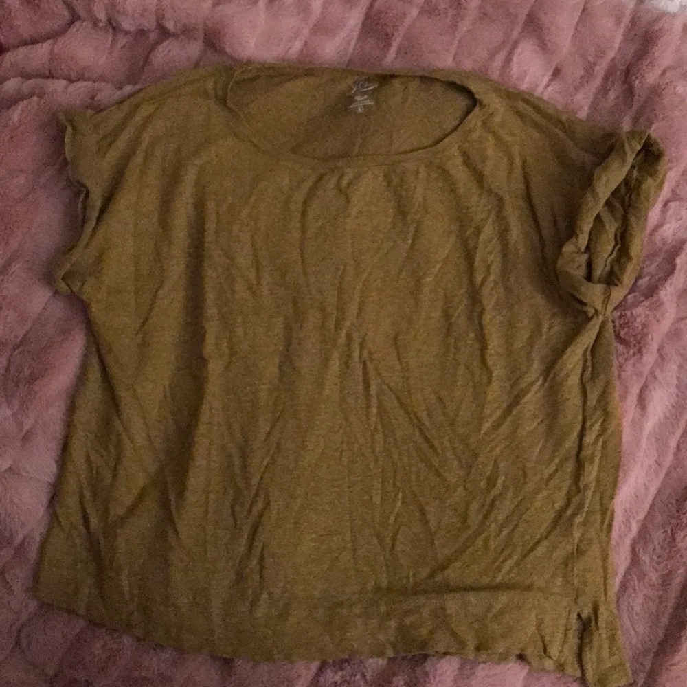 J crew linen tee, olive, size large.